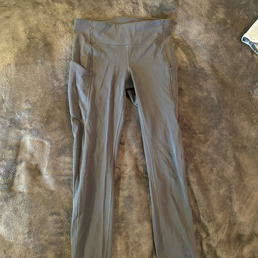 Lululemon running tight